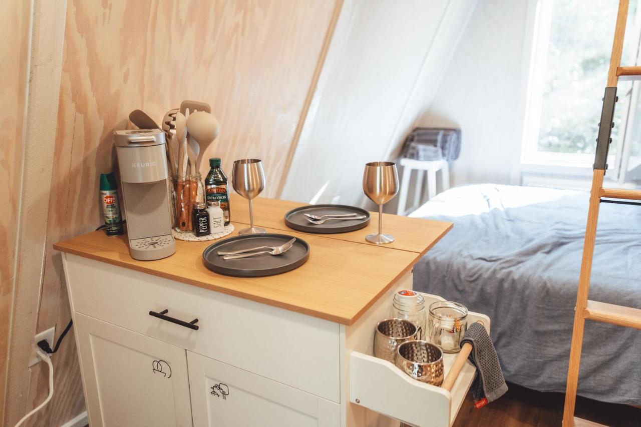 RockbridgeBlue Brambler Glamping A-Frameアパートメント エクステリア 写真