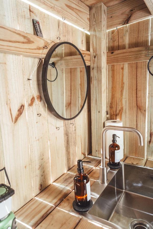 RockbridgeBlue Brambler Glamping A-Frameアパートメント エクステリア 写真
