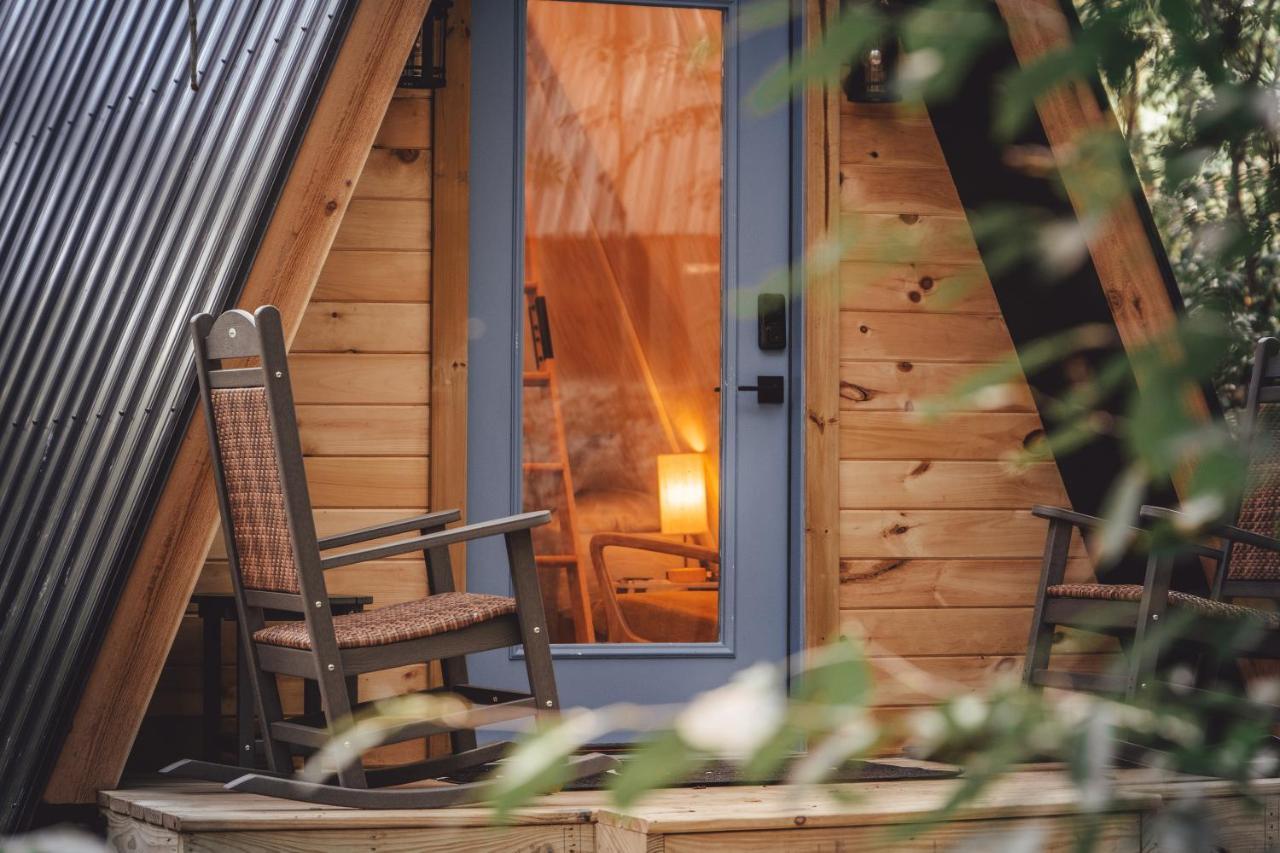 RockbridgeBlue Brambler Glamping A-Frameアパートメント エクステリア 写真