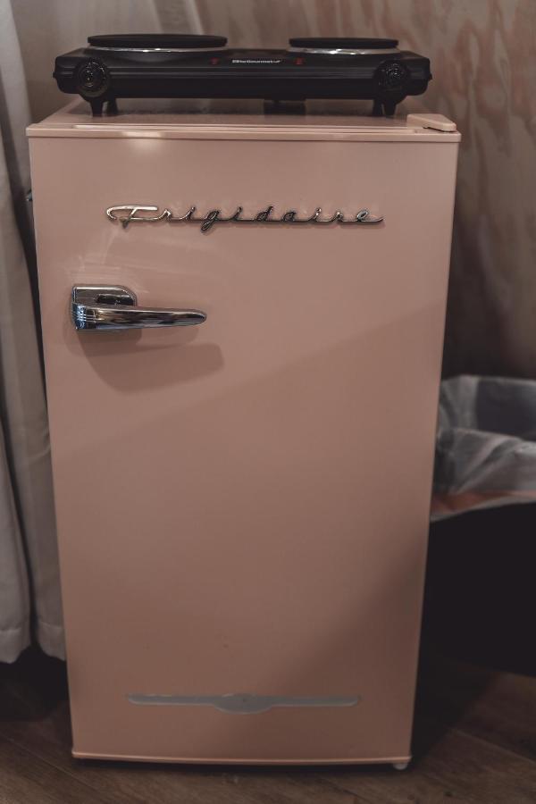 RockbridgeBlue Brambler Glamping A-Frameアパートメント エクステリア 写真