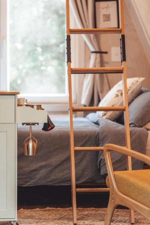 RockbridgeBlue Brambler Glamping A-Frameアパートメント エクステリア 写真